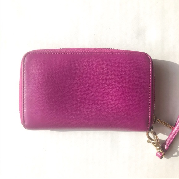 Tory Burch Robinson Wristlet Smartphone Fuchsia - Picture 6 of 8